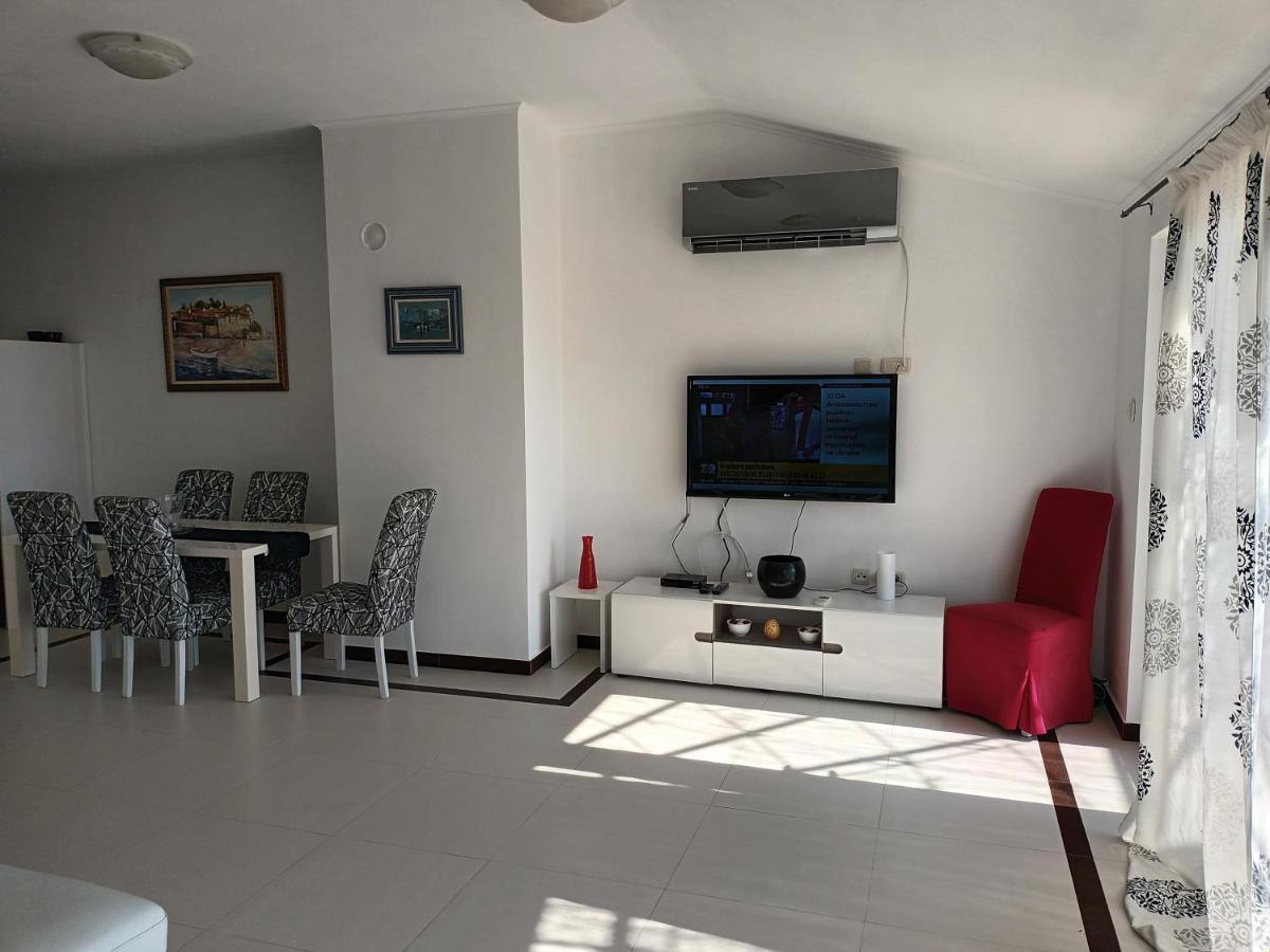 Lustica-Apartment Dora2 Herceg Novi Exterior foto